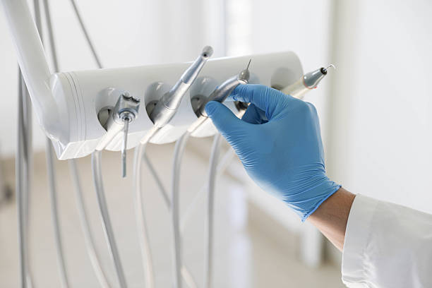 Professional Tooth Extraction technician working in Jacksonville, TX